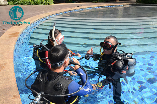 12/12正式上線！PADI 最新課程【休閑潛水員Resort Diver】 丨 一天拿證，潛遍全球
